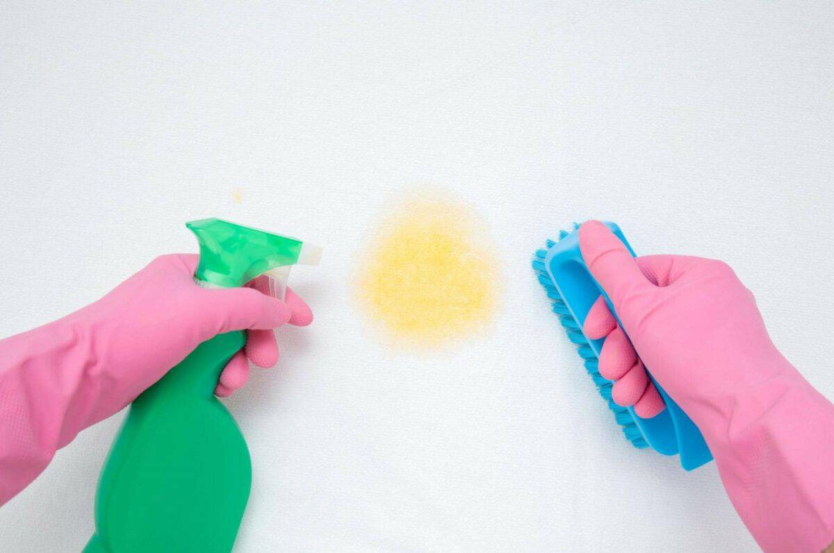 How to Remove Urine Stains From Mattress