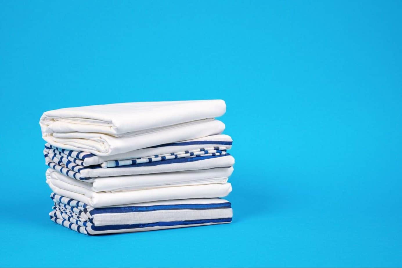8 Different Types of Bed Sheets