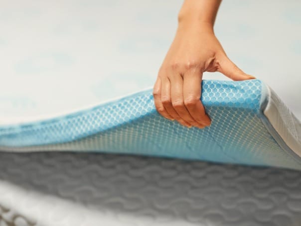 how to clean mattress topper
