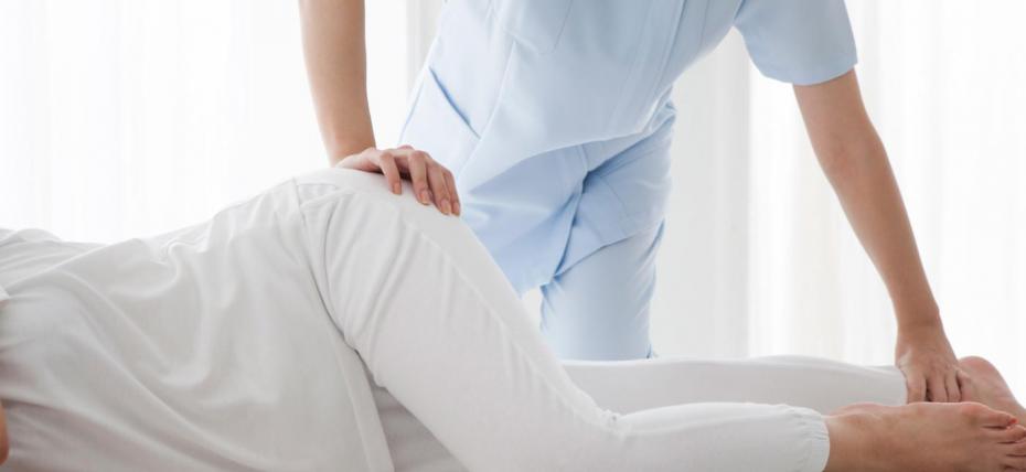chiropractor-adjustments Loading...